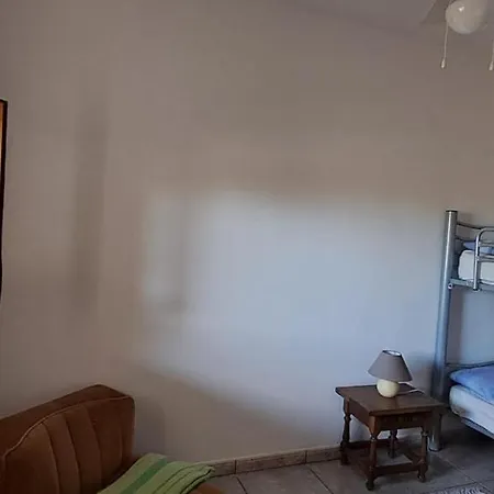 Apartment Gamundi *