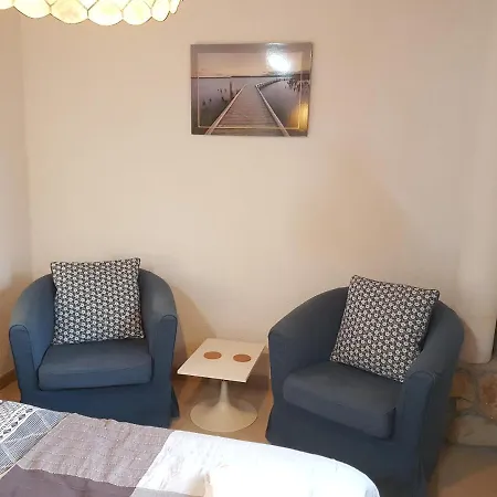 Gamundi Apartment *